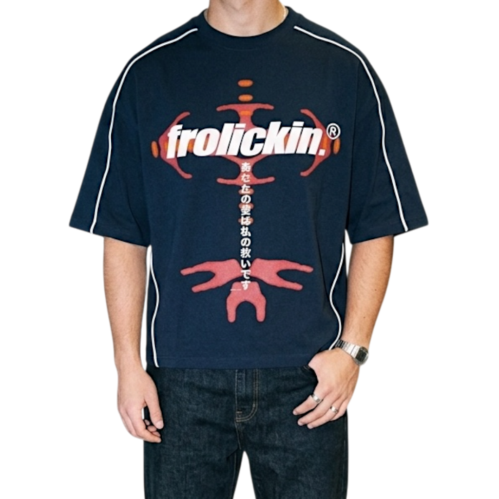 drop shouldered boxy pipin tee