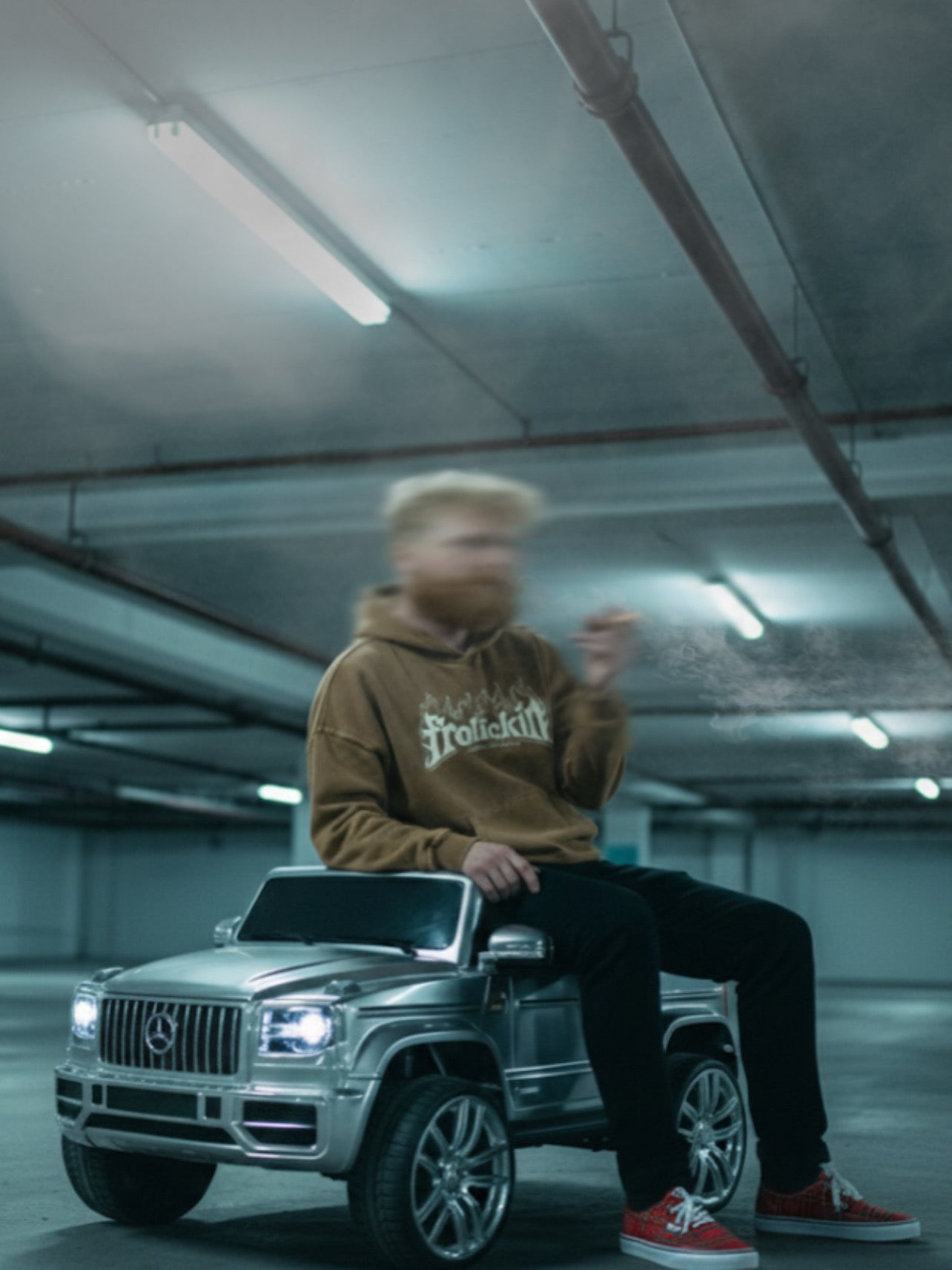 KNOCKT THRASH vol. ii Snow Washed Tape Raw Edge Hoodie