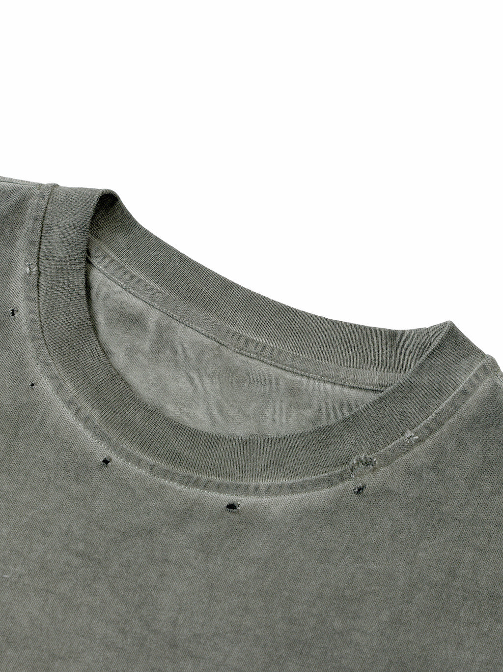 grommetted & sleeveless vintage washed tee