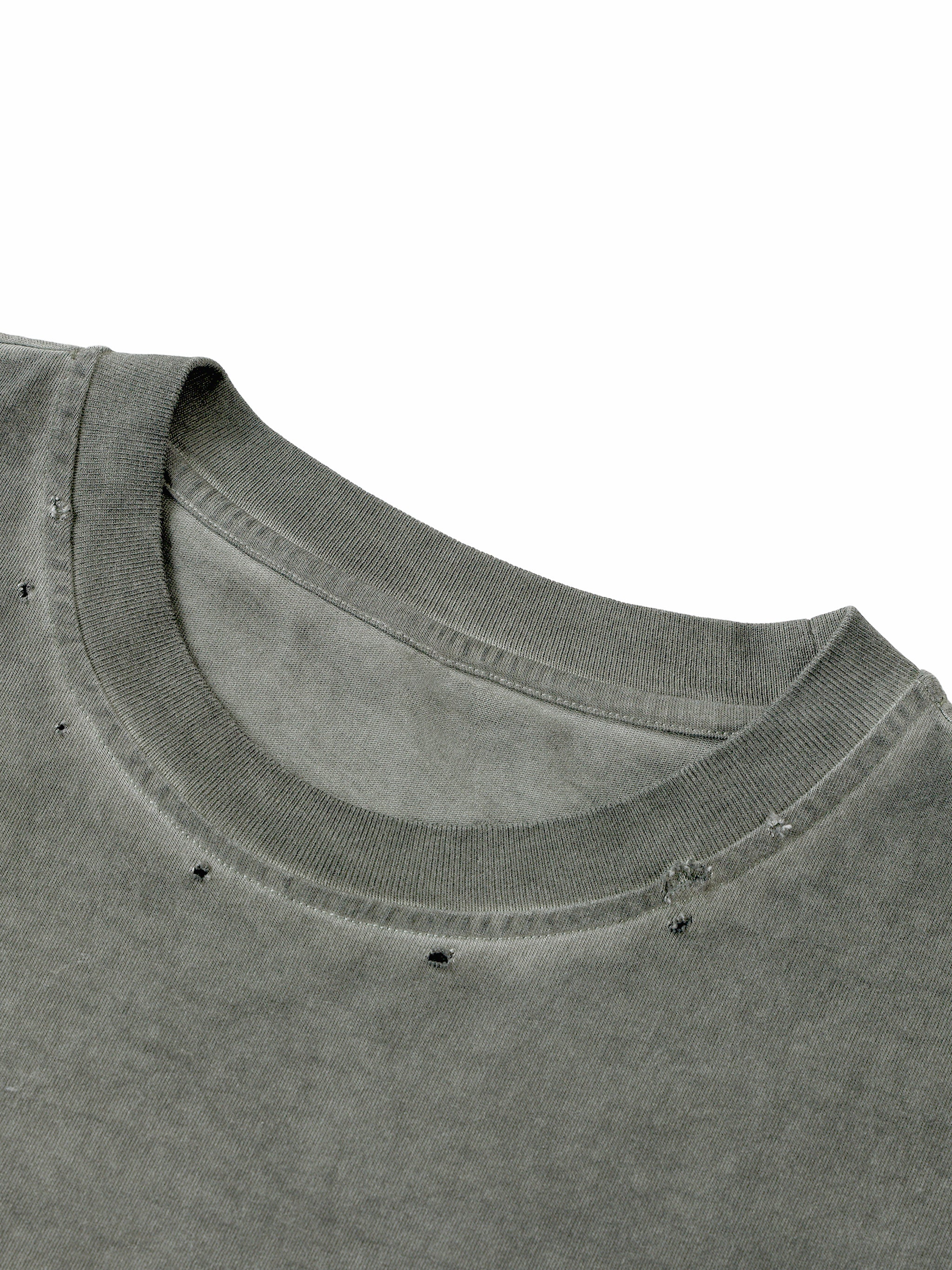 grommetted & sleeveless vintage washed tee